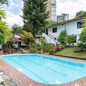 Ayenda 1257 Premium Real 3* Medellín